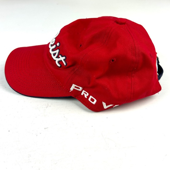 Titleist FJ Pro V1 Golf One Sz Fit Adjustable Hat Baseball Cap Red - Picture 3 of 5